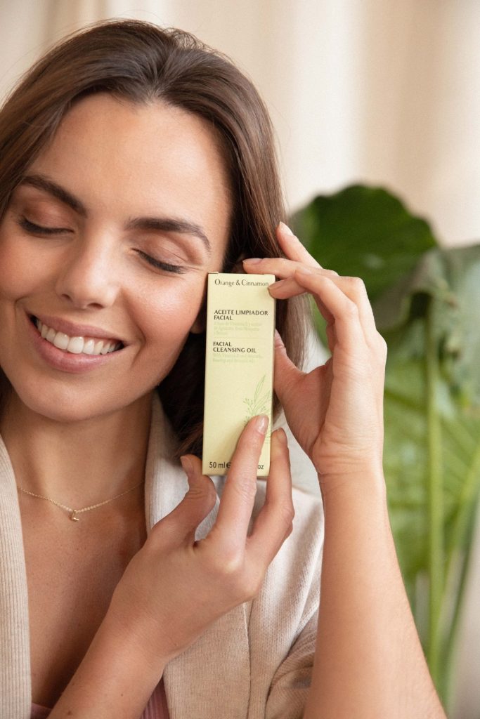 Aceite Limpiador Facial de Orange & Cinnamon